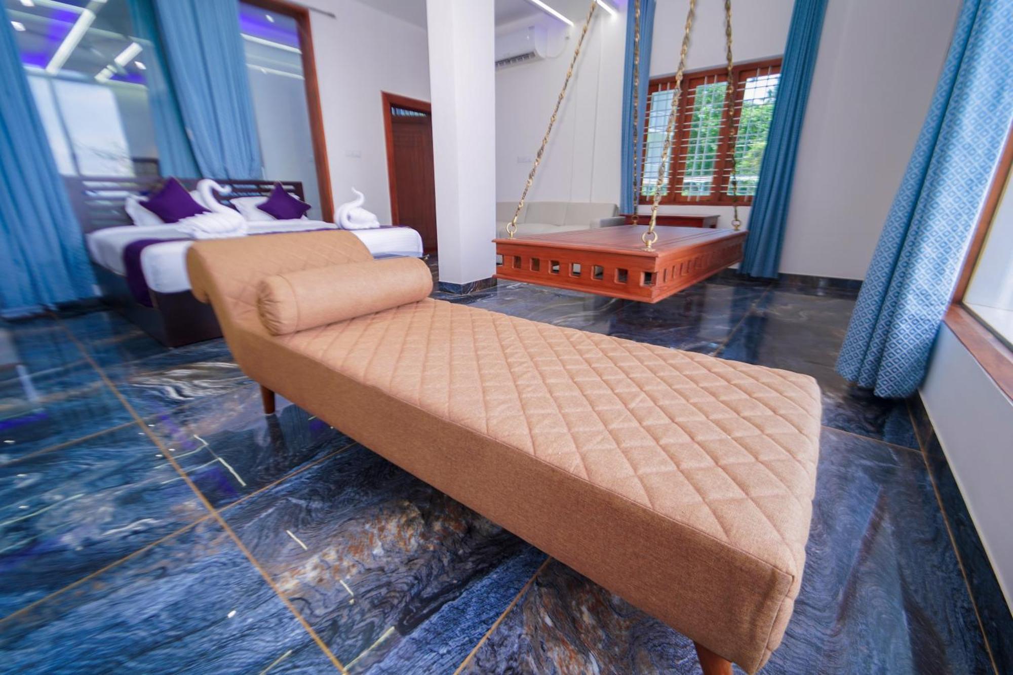 Skylar Seaview Beach Resort & Ayurveda Varkala Bagian luar foto