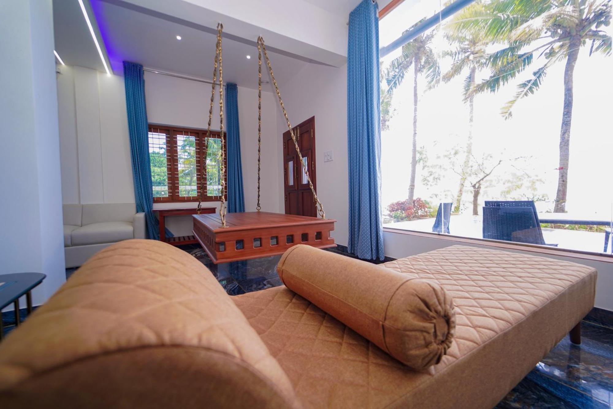 Skylar Seaview Beach Resort & Ayurveda Varkala Bagian luar foto