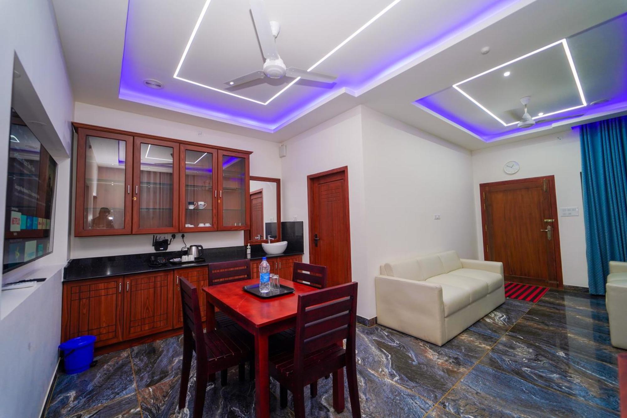 Skylar Seaview Beach Resort & Ayurveda Varkala Bagian luar foto