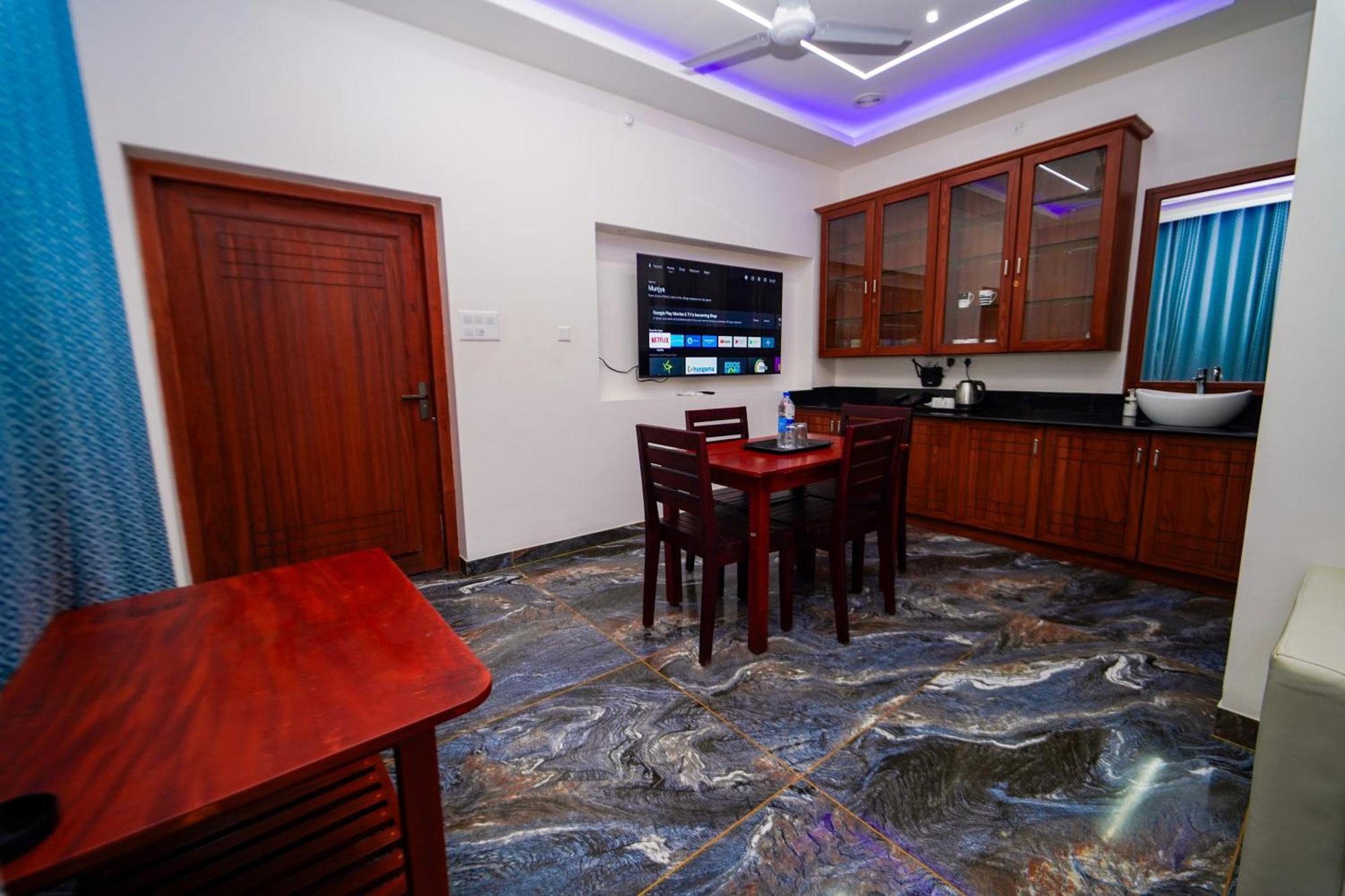 Skylar Seaview Beach Resort & Ayurveda Varkala Bagian luar foto