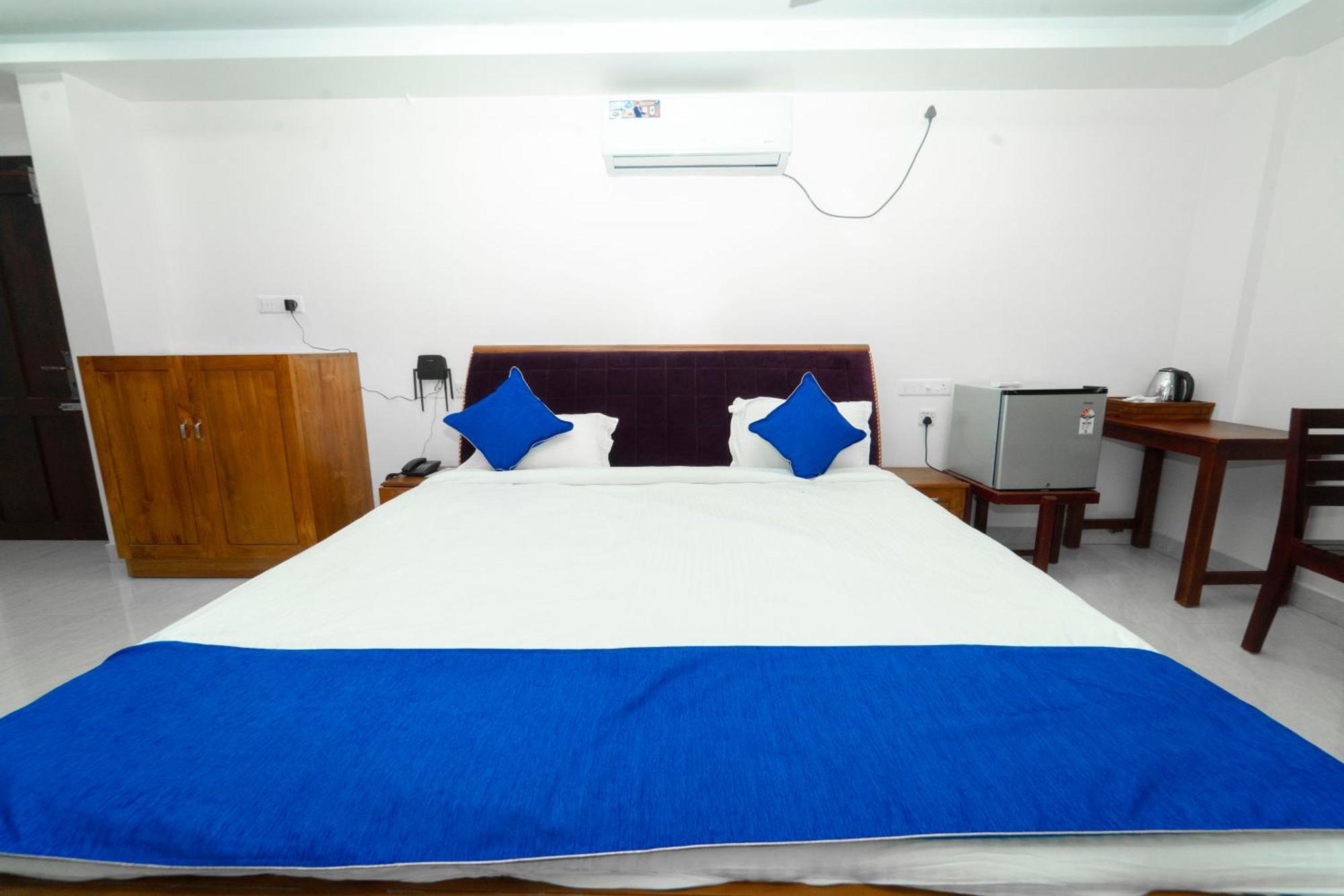 Skylar Seaview Beach Resort & Ayurveda Varkala Bagian luar foto