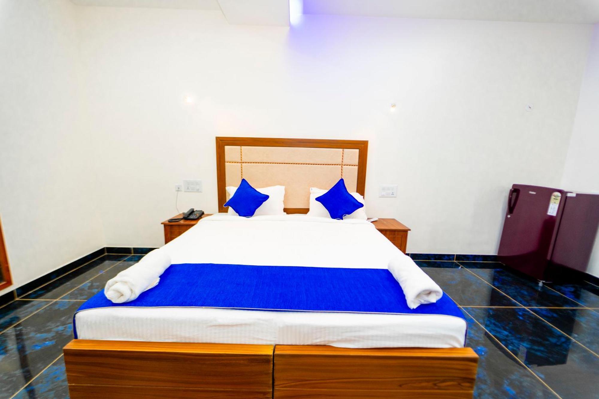 Skylar Seaview Beach Resort & Ayurveda Varkala Bagian luar foto