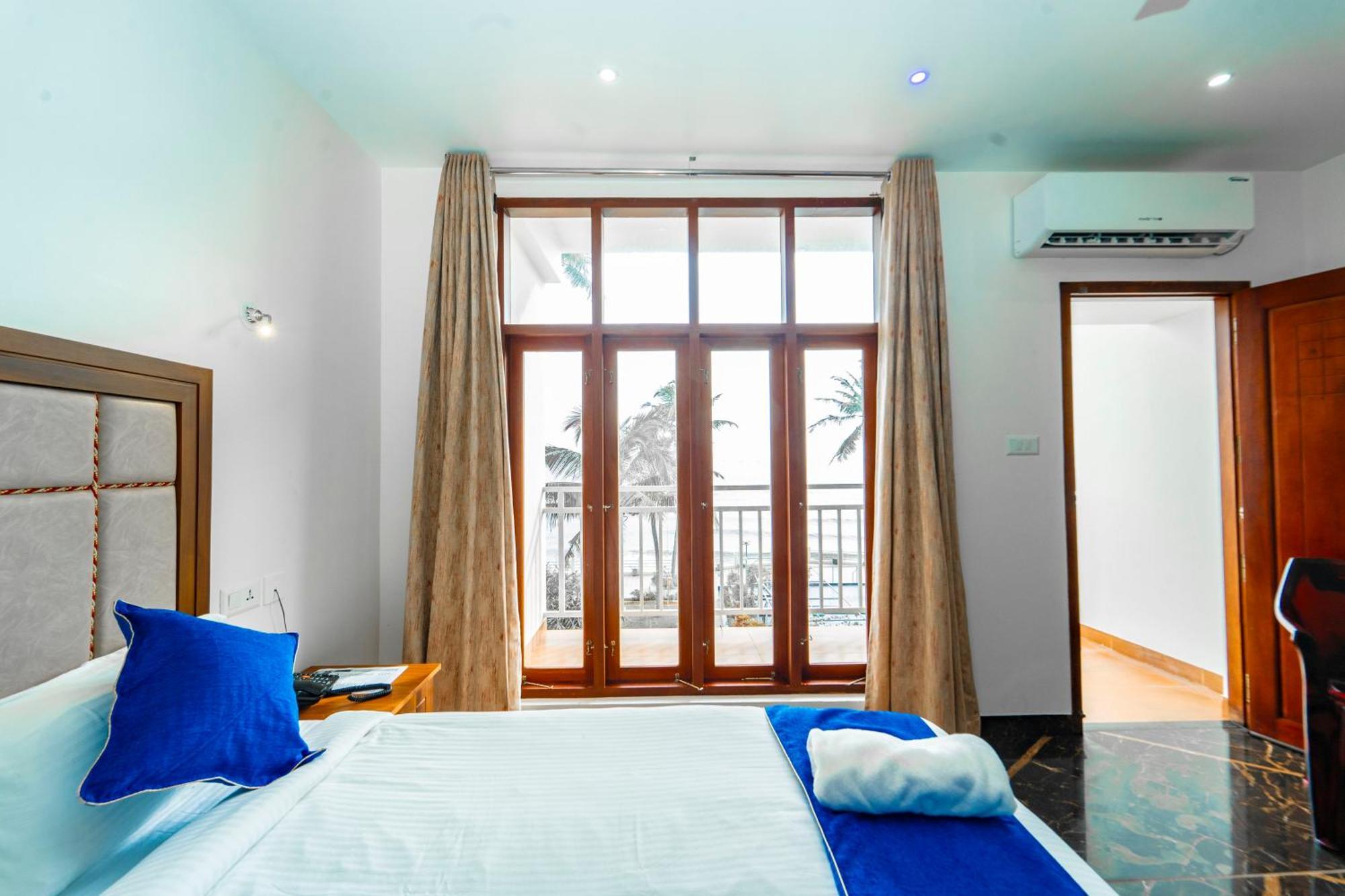 Skylar Seaview Beach Resort & Ayurveda Varkala Bagian luar foto