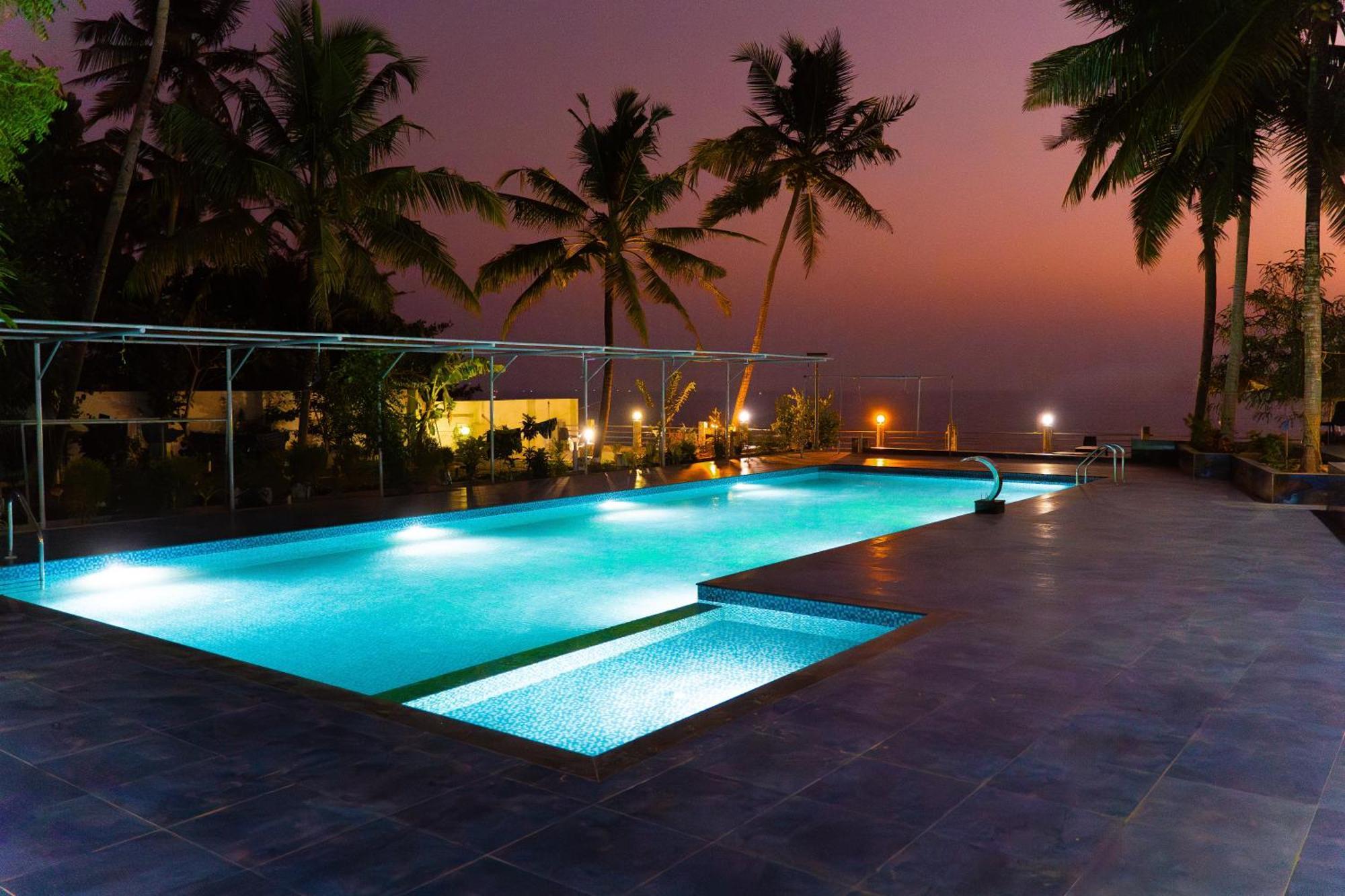 Skylar Seaview Beach Resort & Ayurveda Varkala Bagian luar foto