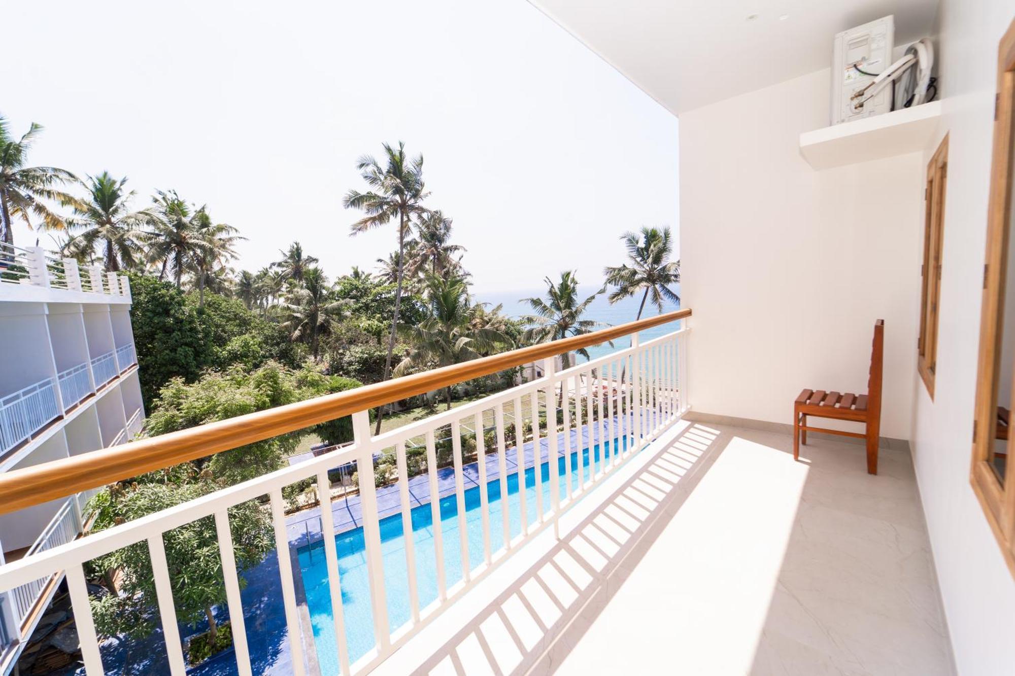 Skylar Seaview Beach Resort & Ayurveda Varkala Bagian luar foto